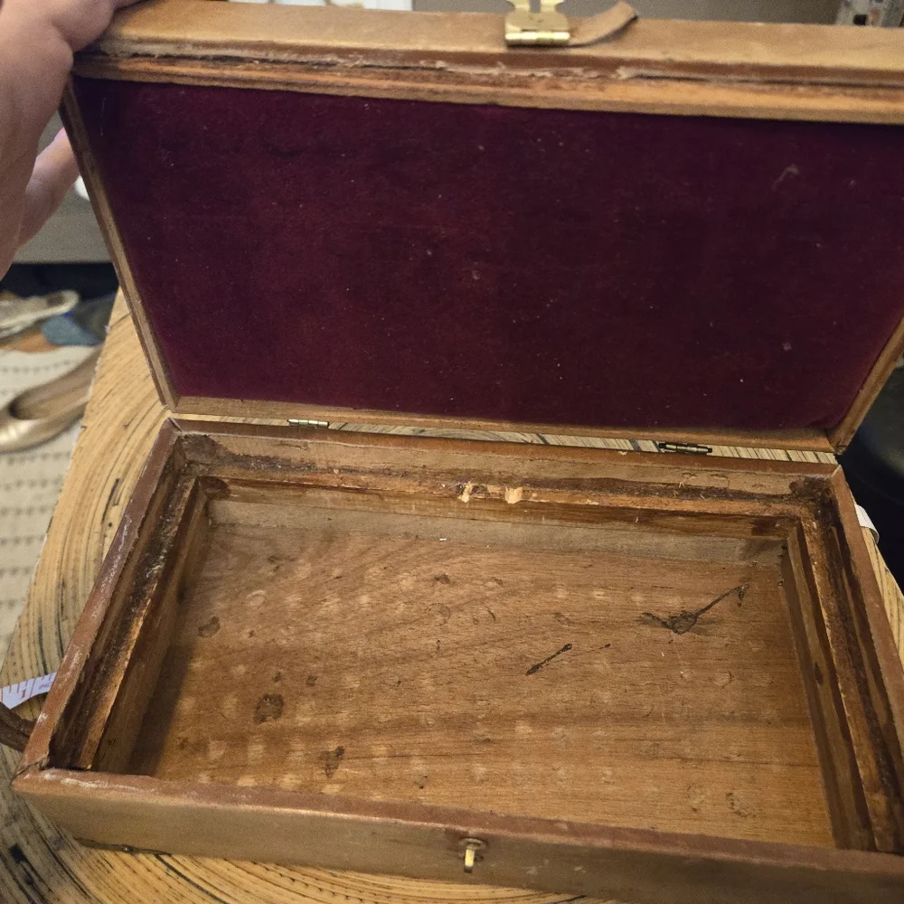 Vintage wood box purse